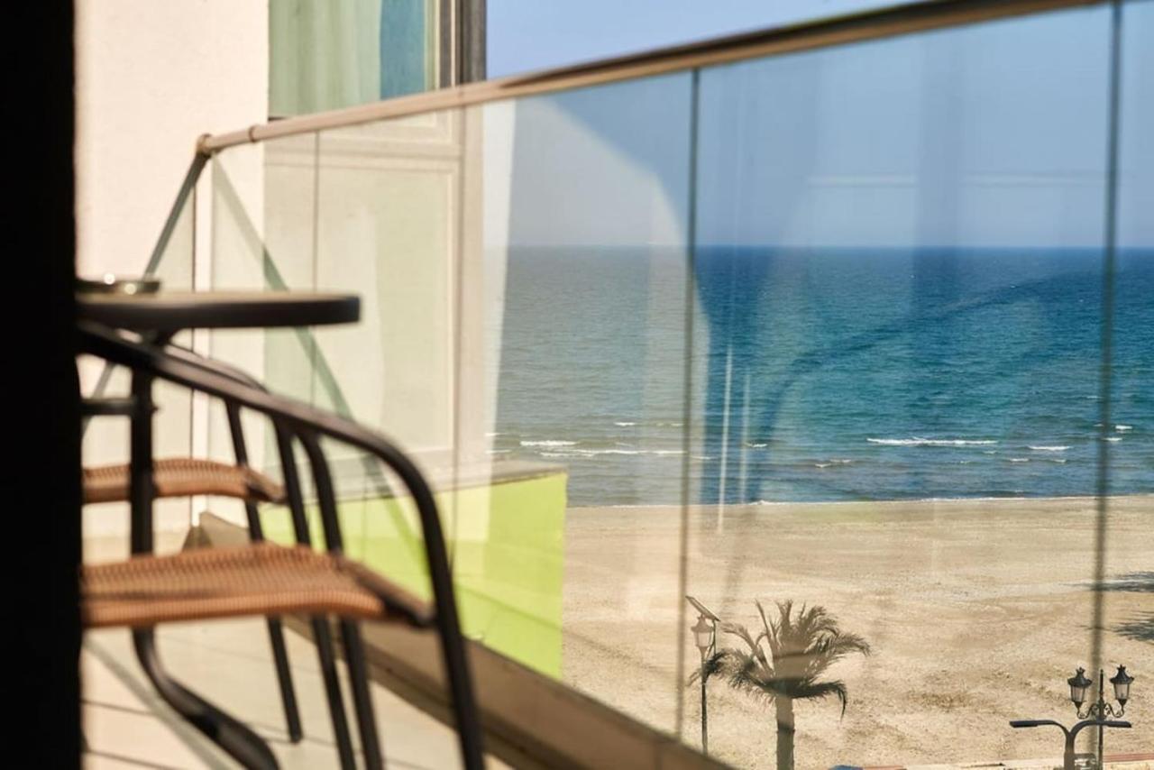 Blue Apartment In Spa N Pool Beach Resort Năvodari Kültér fotó