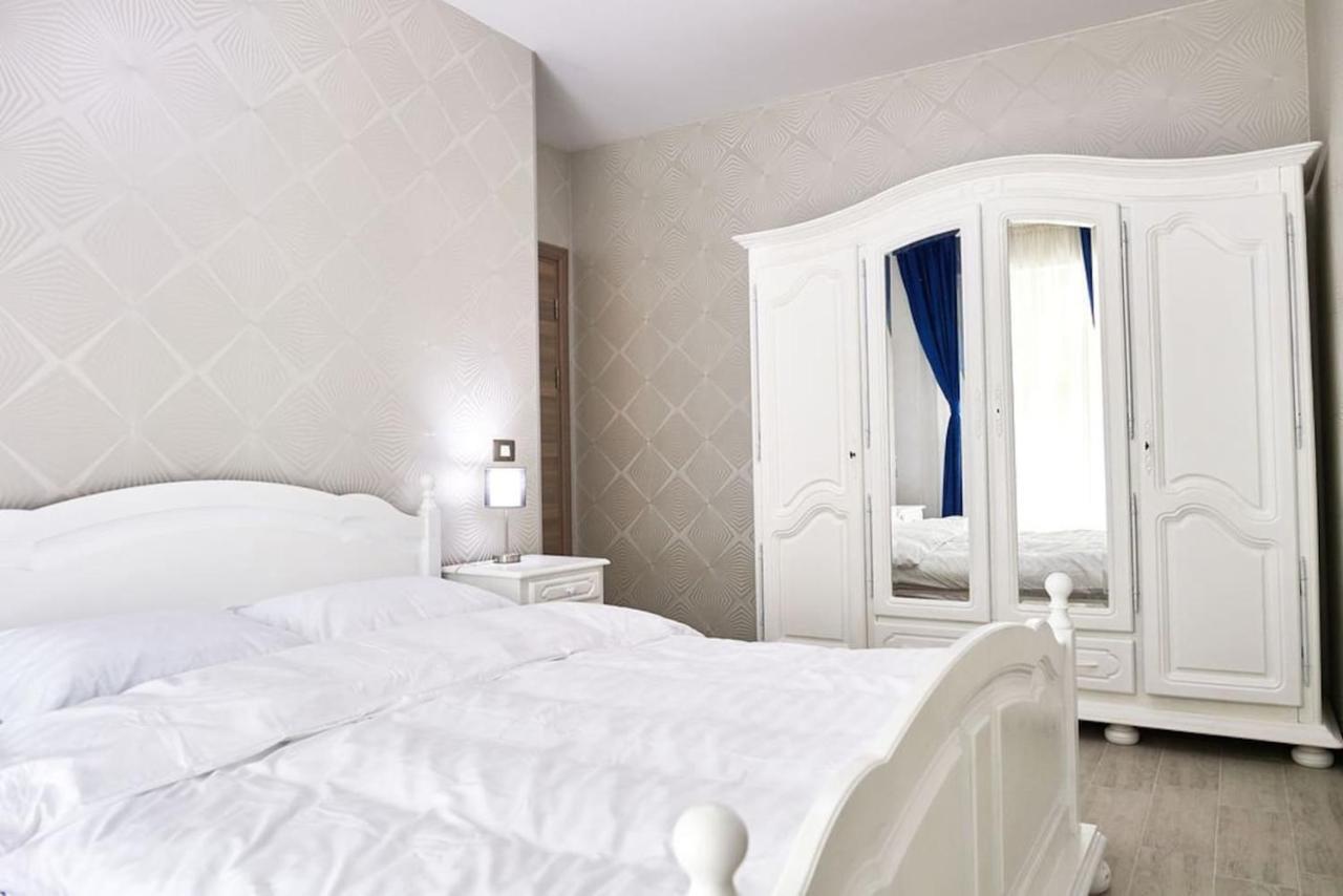 Blue Apartment In Spa N Pool Beach Resort Năvodari Kültér fotó